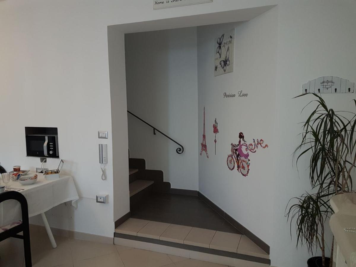 B&B La Perla Bianca Сассари Экстерьер фото