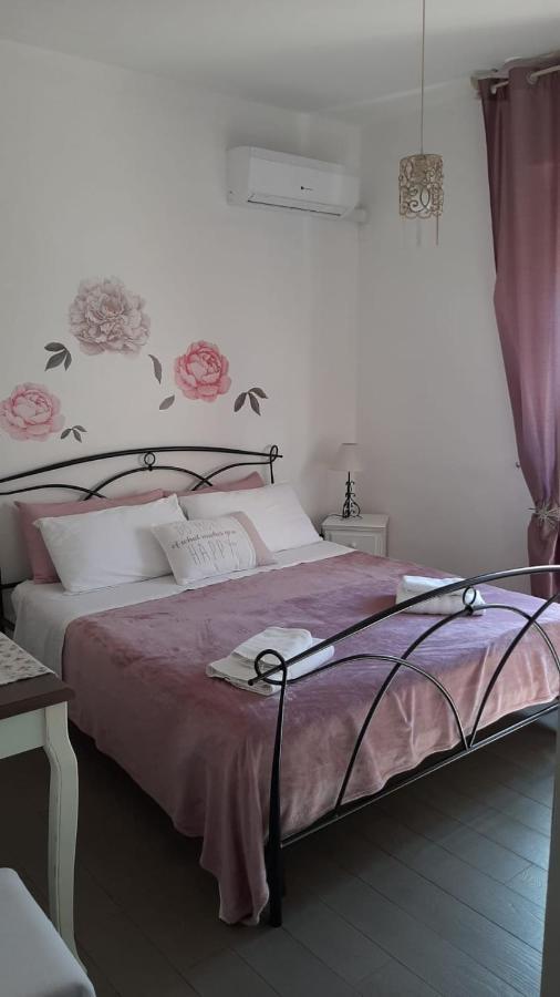 B&B La Perla Bianca Сассари Экстерьер фото