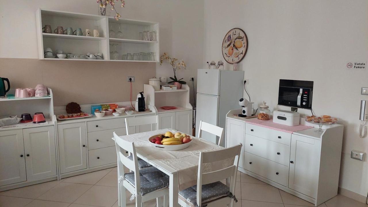 B&B La Perla Bianca Сассари Экстерьер фото