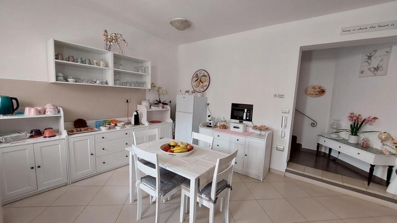 B&B La Perla Bianca Сассари Экстерьер фото